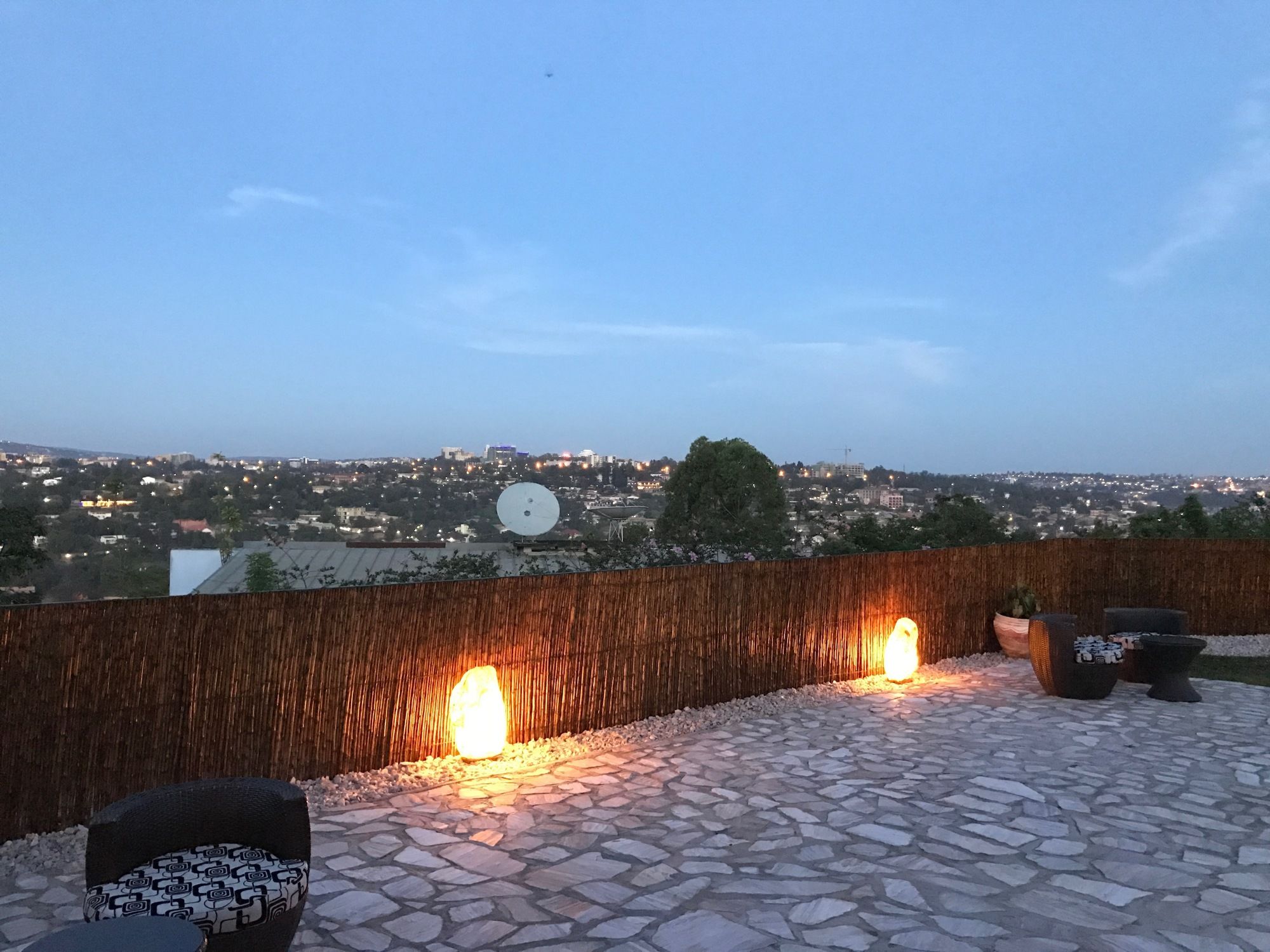 Фото Inside Afrika Boutique Hotel