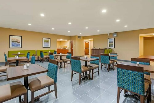 Гостиница Comfort Inn & Suites в Мичиган Сити