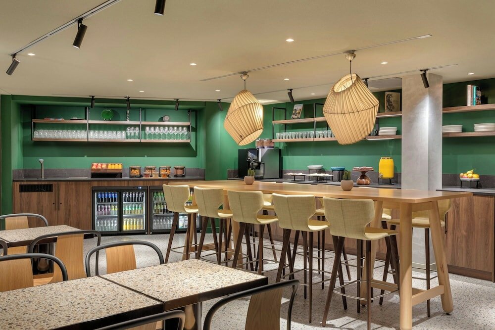 Фото Renaissance Amsterdam Hotel