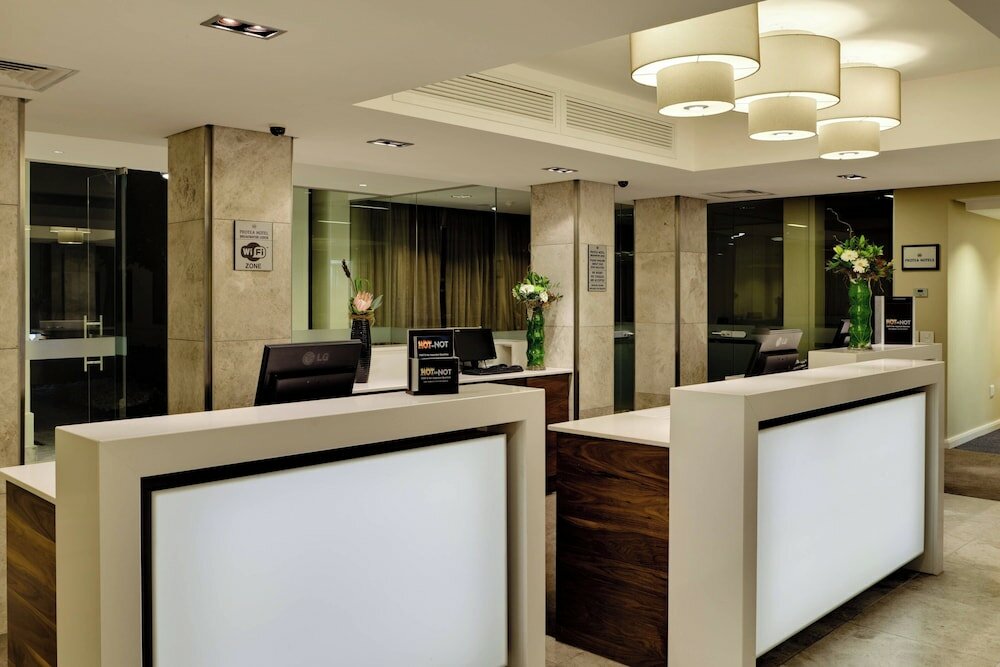 Фото Protea Hotel Cape Town Waterfront Breakwater Lodge