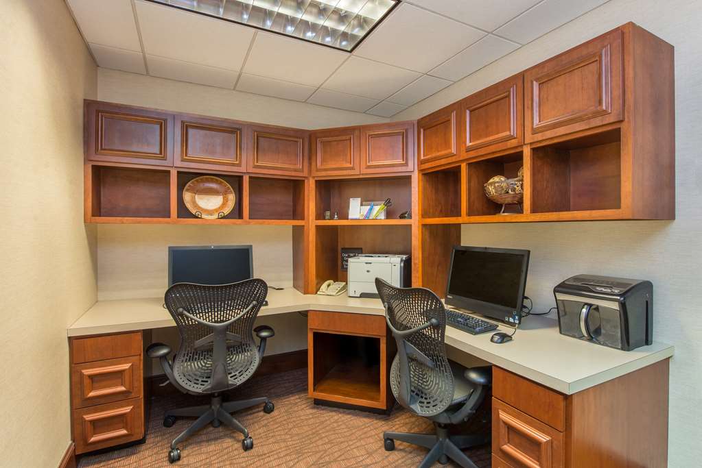 Фото Hilton Garden Inn Poughkeepsie/Fishkill