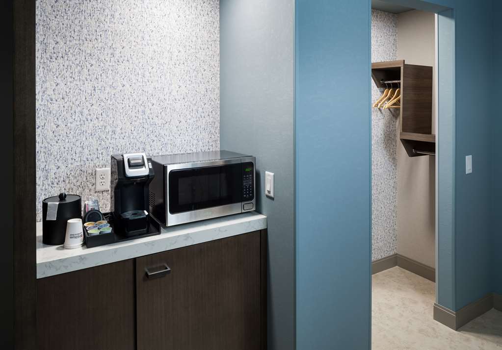 Фото Hilton Garden Inn Madison Downtown