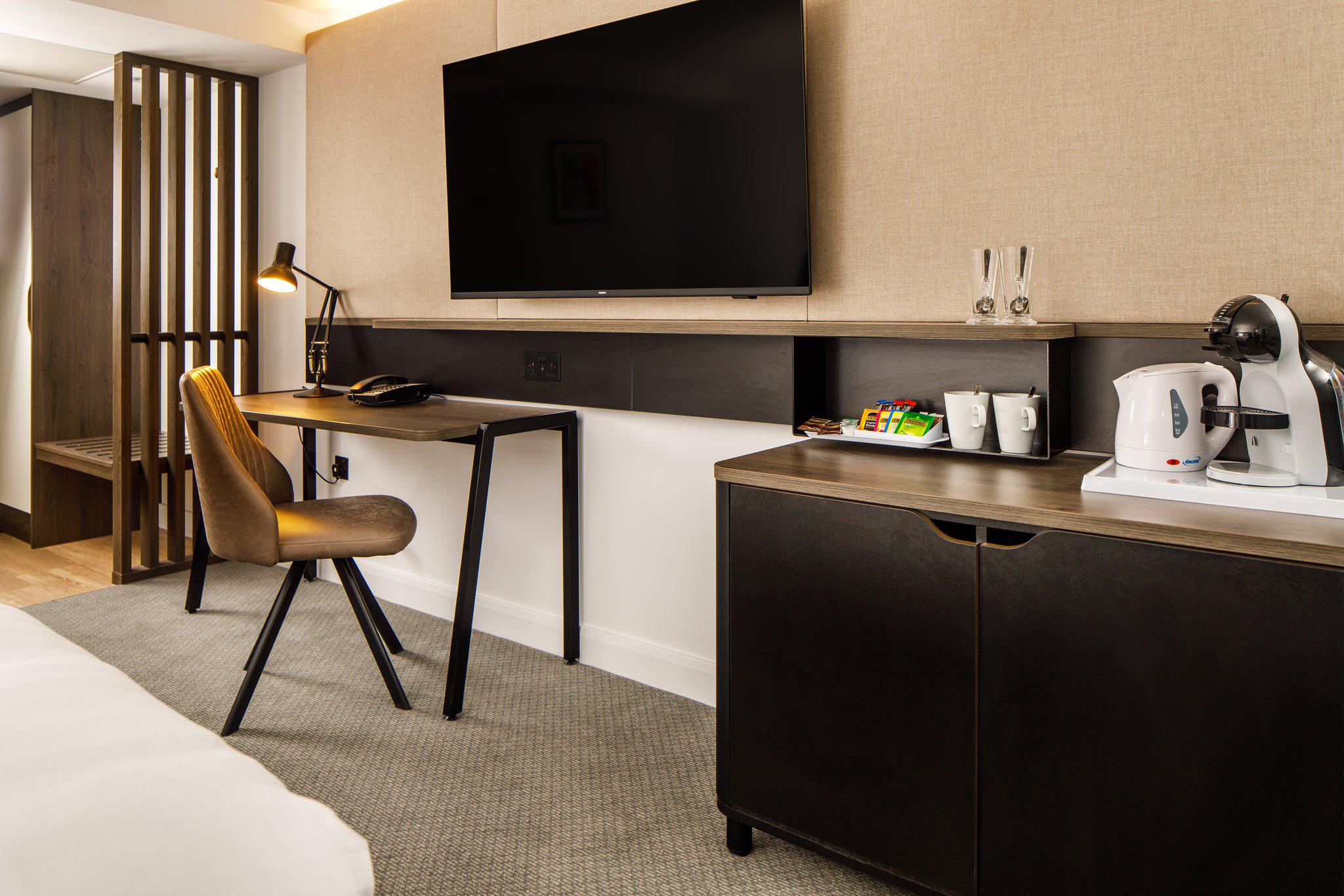 Фото Holiday Inn Milton Keynes - Central, an Ihg Hotel
