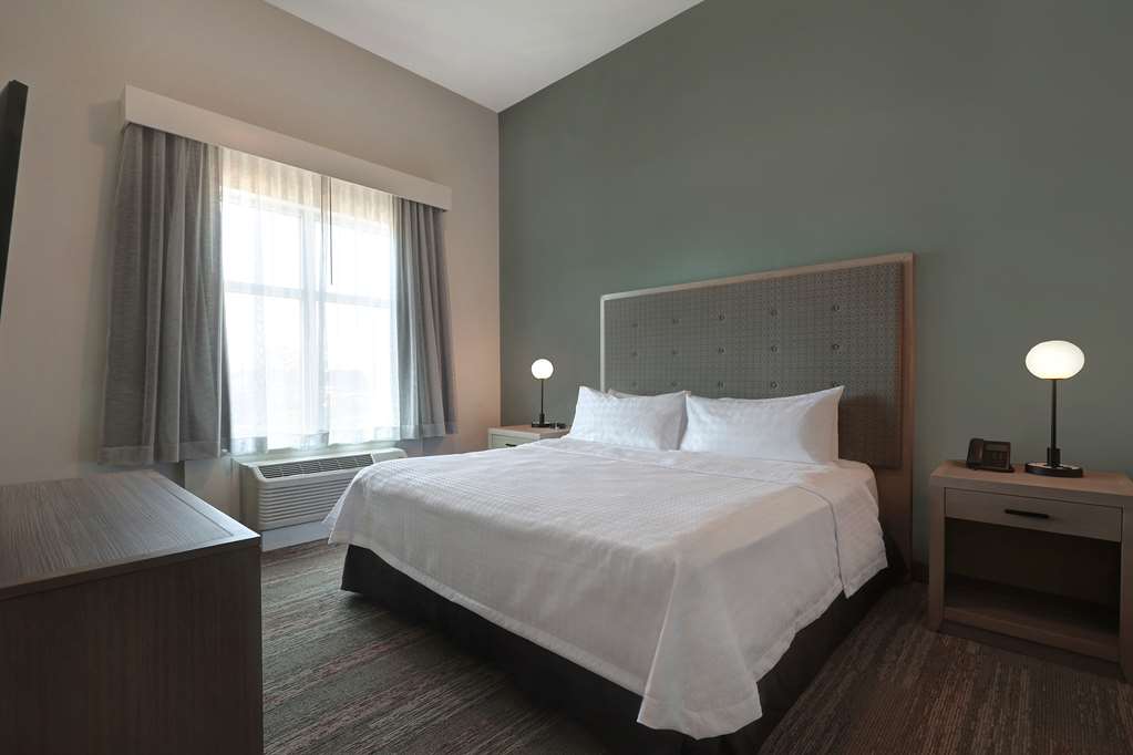Фото Homewood Suites by Hilton Santa Clarita