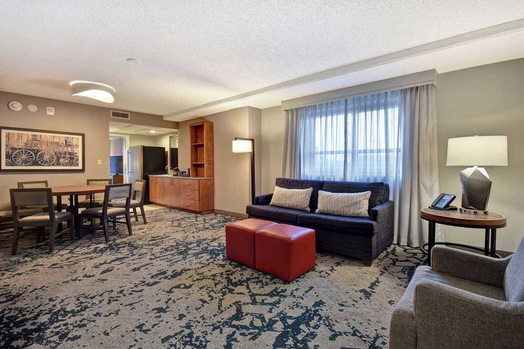 Фото Embassy Suites Omaha - Downtown/Old Market