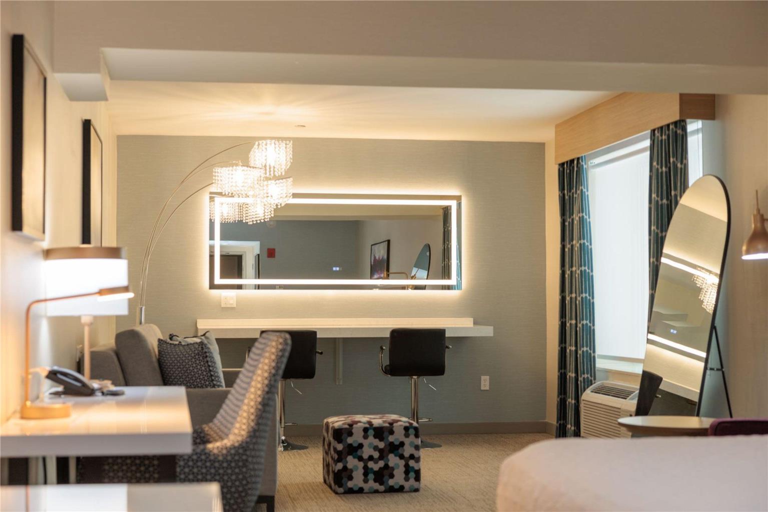 Фото Hilton Garden Inn New York/Staten Island