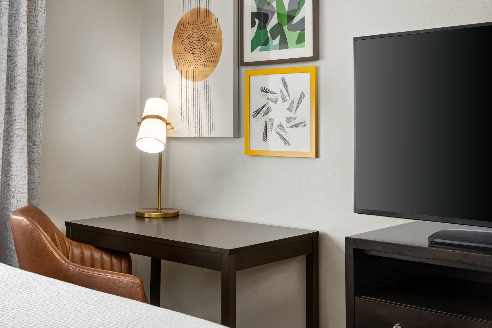 Фото Holiday Inn Hotel & Suites Albuquerque Airport, an Ihg Hotel