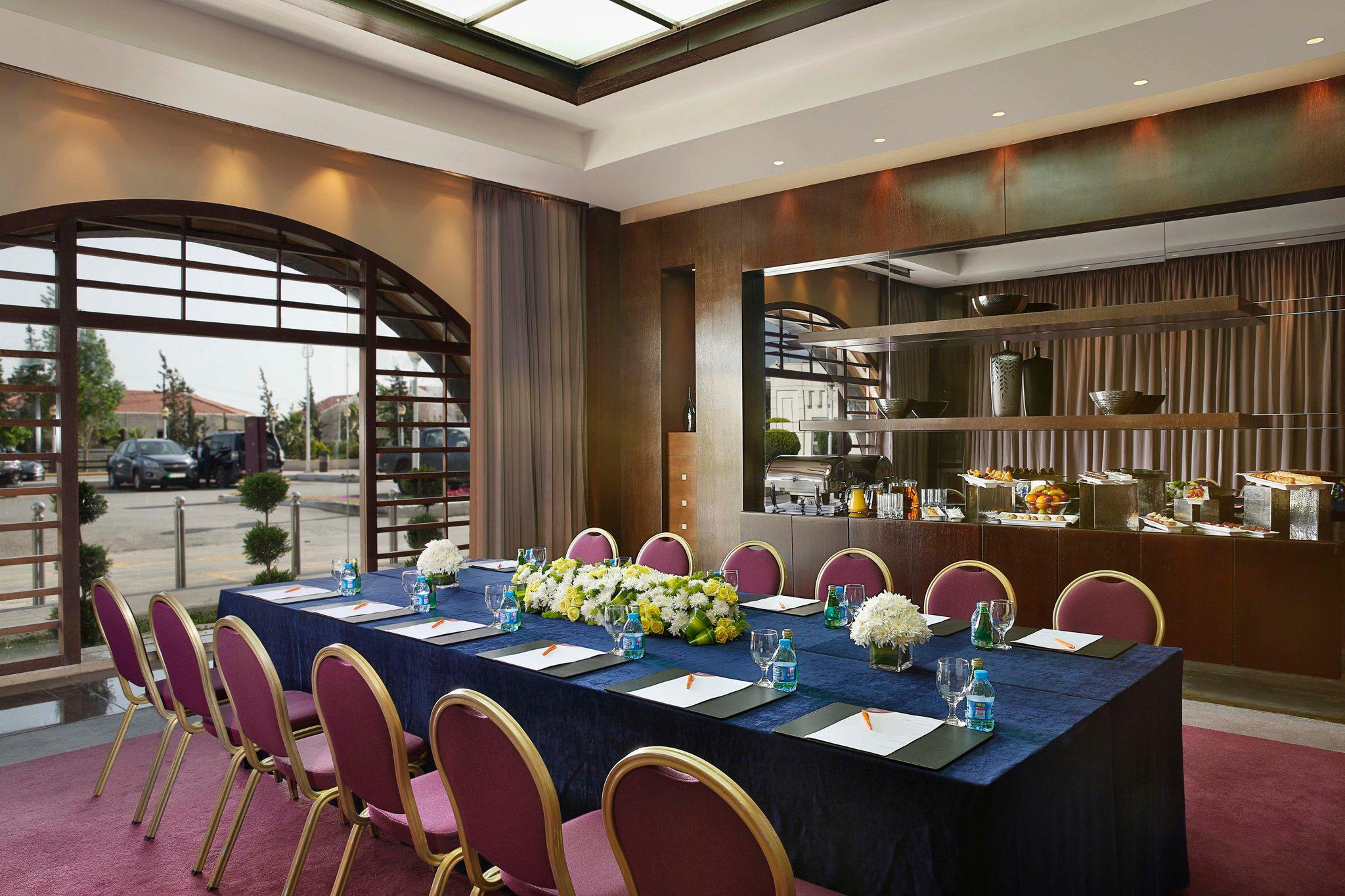 Фото Crowne Plaza Amman, an Ihg Hotel