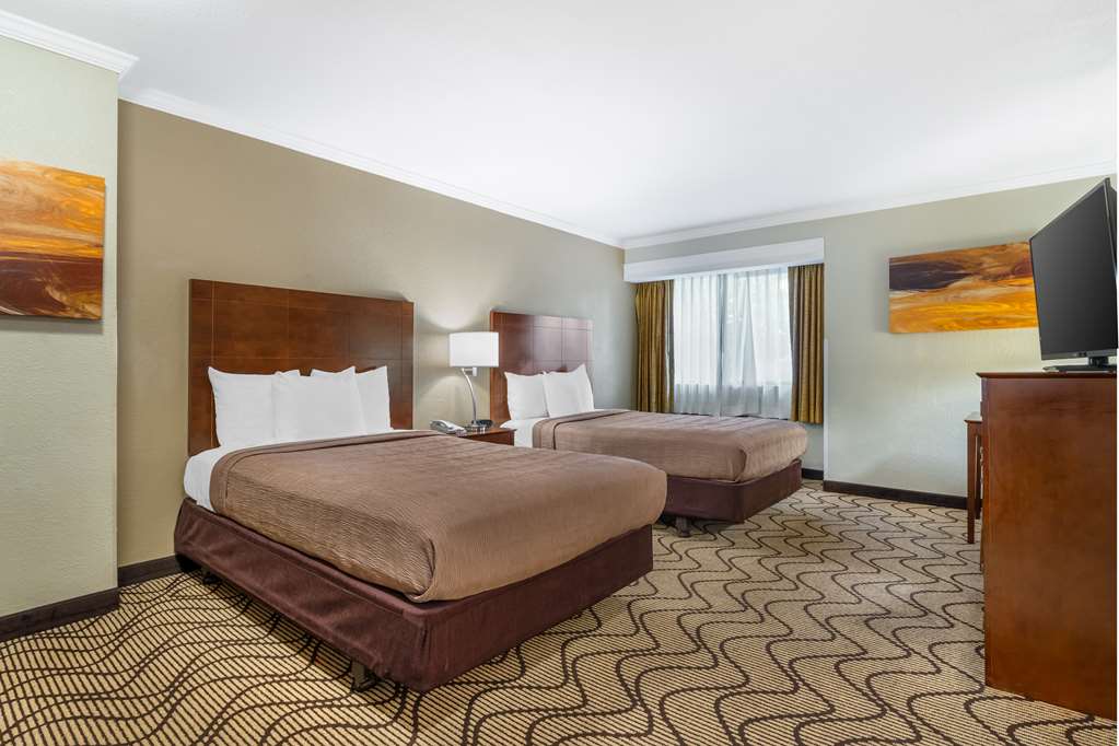 Фото Best Western John Muir Inn