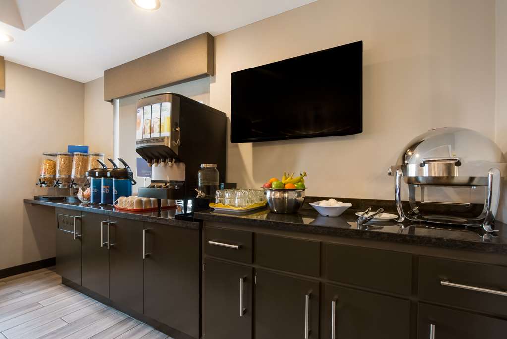 Фото Best Western Colonel Butler Inn