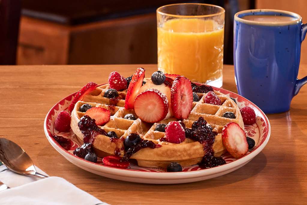 Фото Hotel Don Fernando de Taos, Tapestry Collection by Hilton