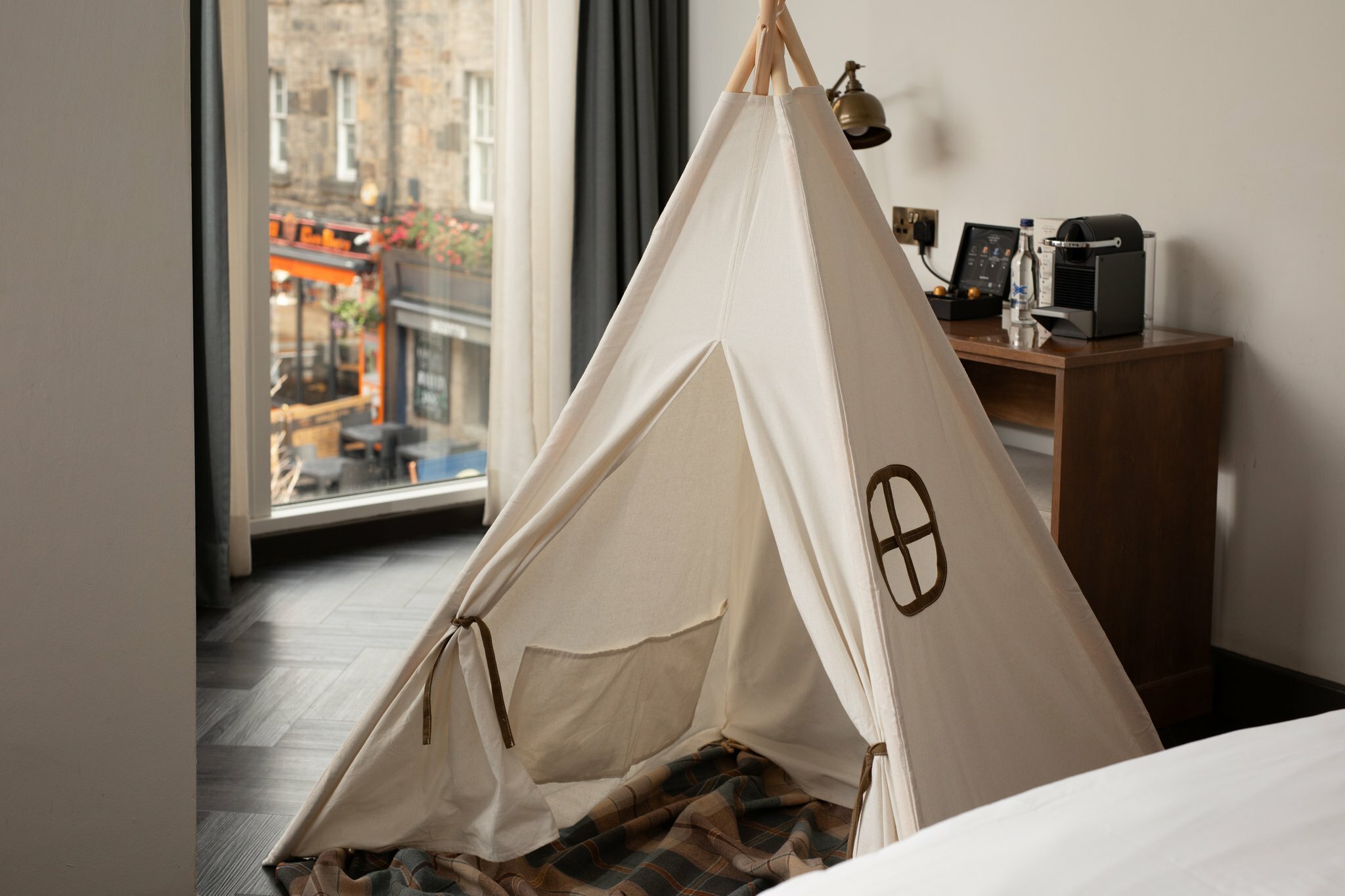 Фото Kimpton Charlotte Square Hotel