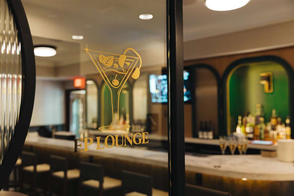 Фото Joinery Hotel Pittsburgh, Curio Collection by Hilton