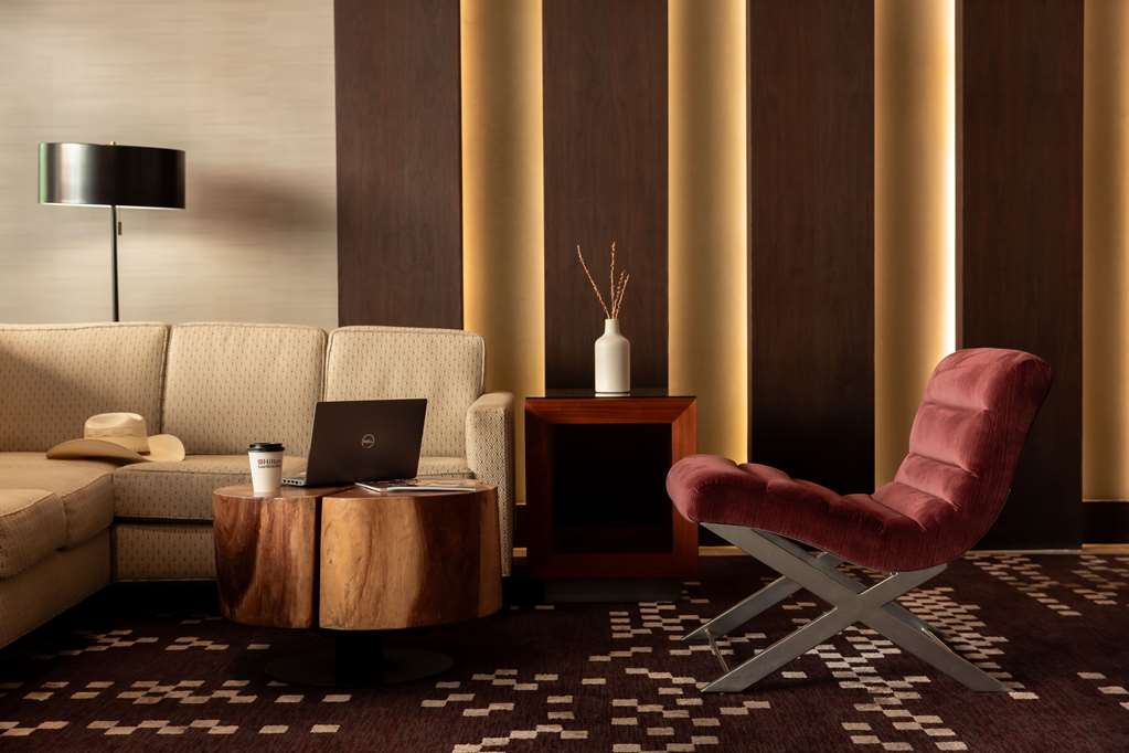 Фото Hilton Garden Inn Downtown Dallas