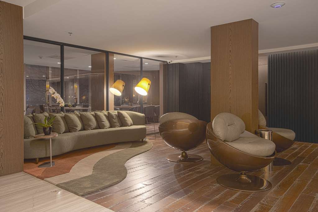 Фото Suryaa Hotel Pinhais, Curio Collection by Hilton
