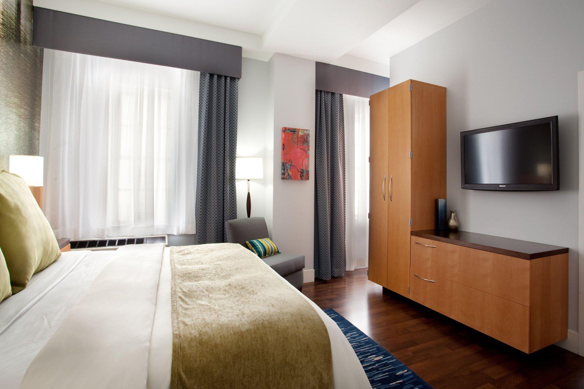 Фото Hotel Indigo Baton Rouge Downtown, an Ihg Hotel