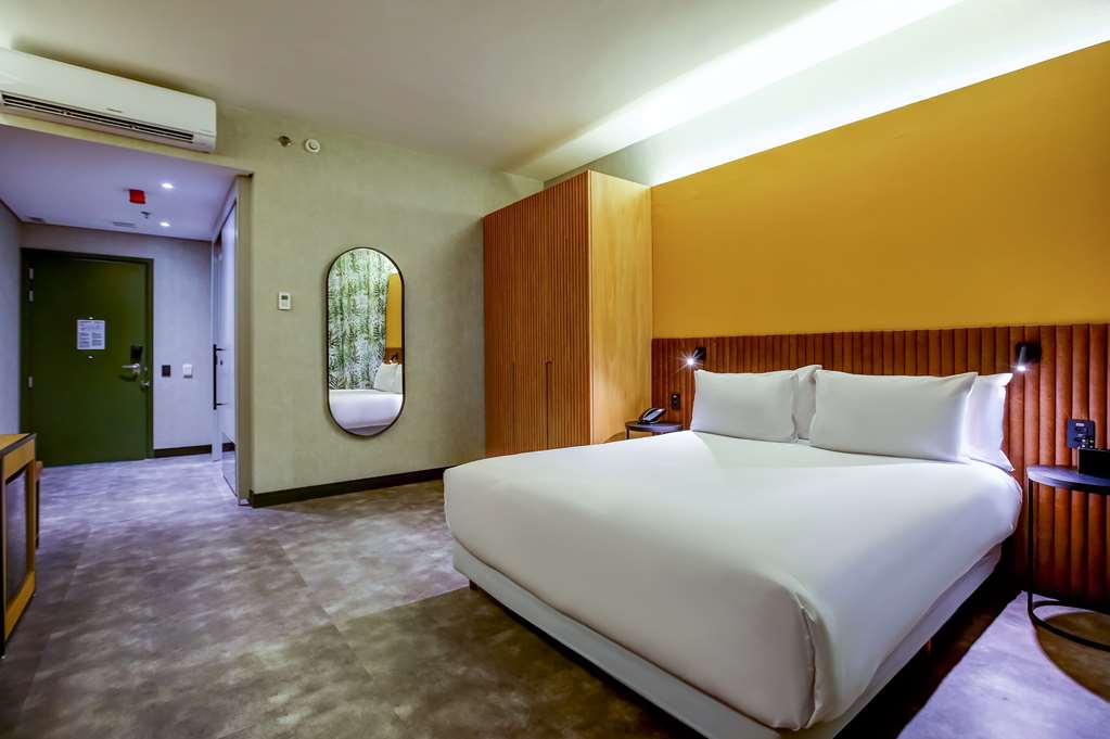 Фото Hilton Garden Inn Rebouças