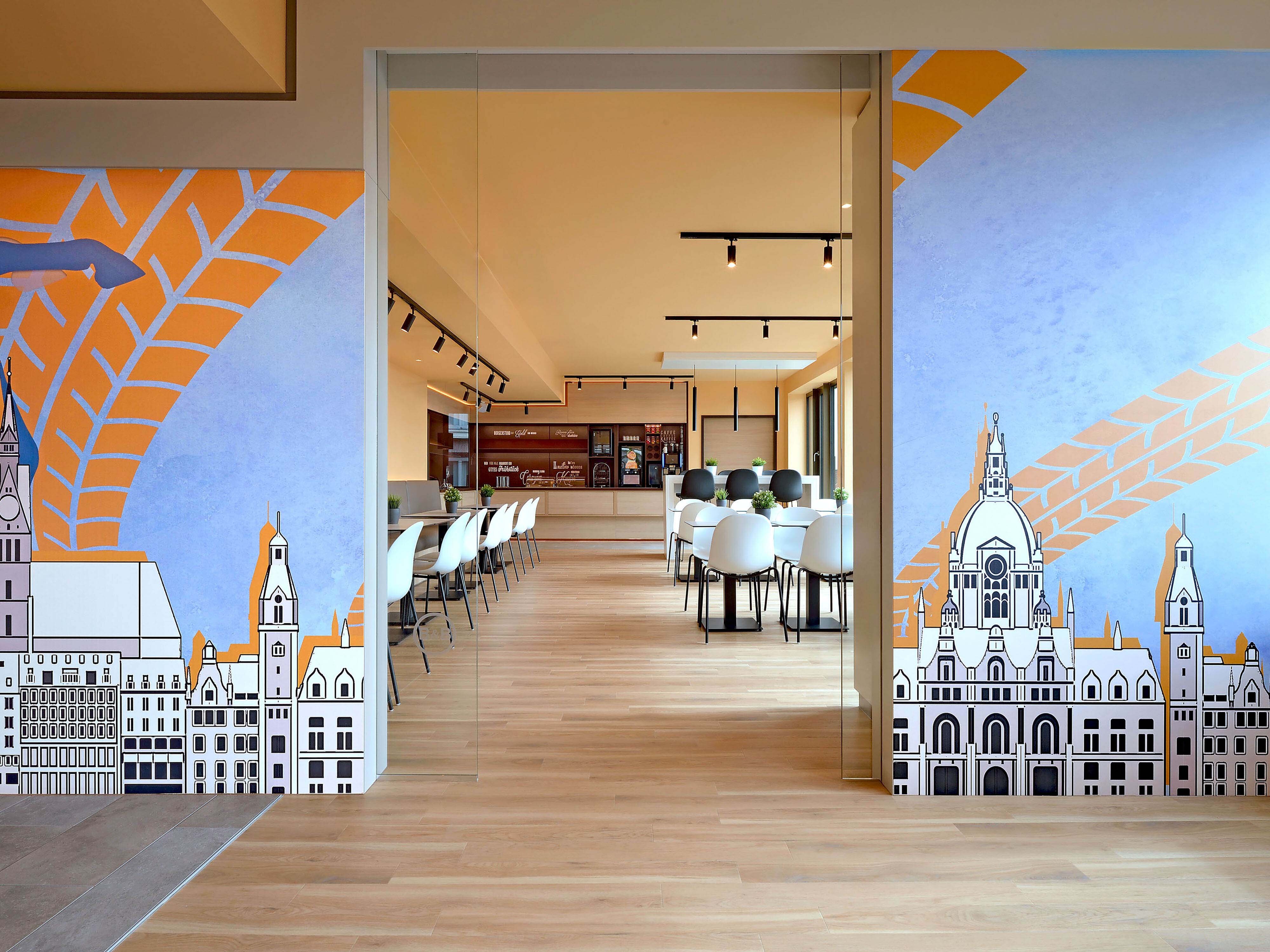 Фото B&b Hotel Hannover-City
