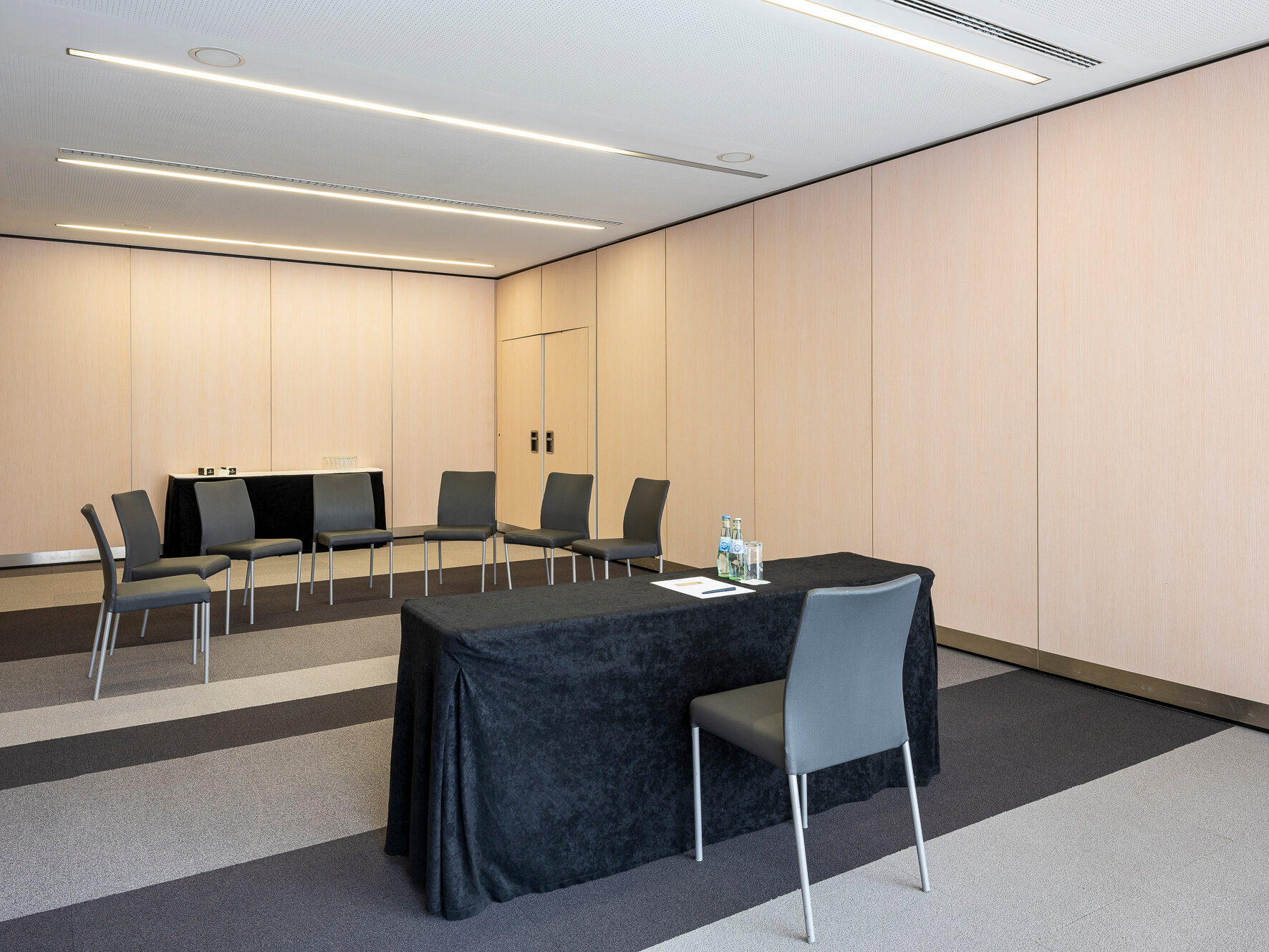 Фото Eurostars Book Hotel