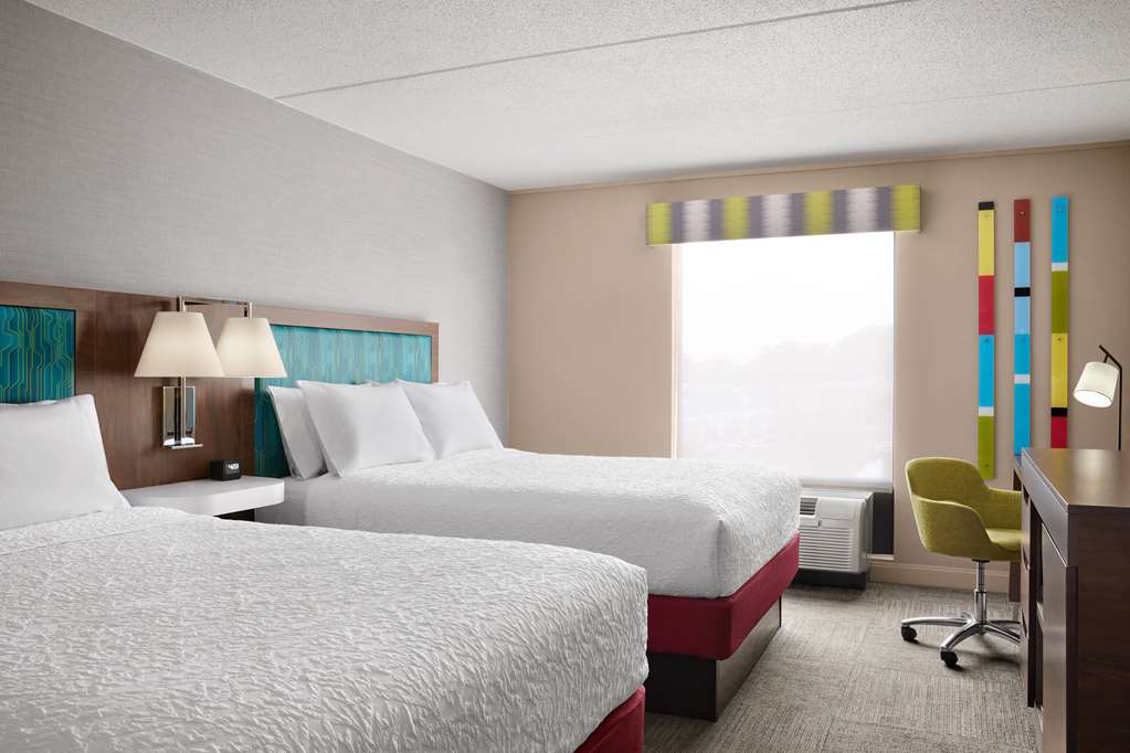Фото Hampton Inn & Suites West Haven