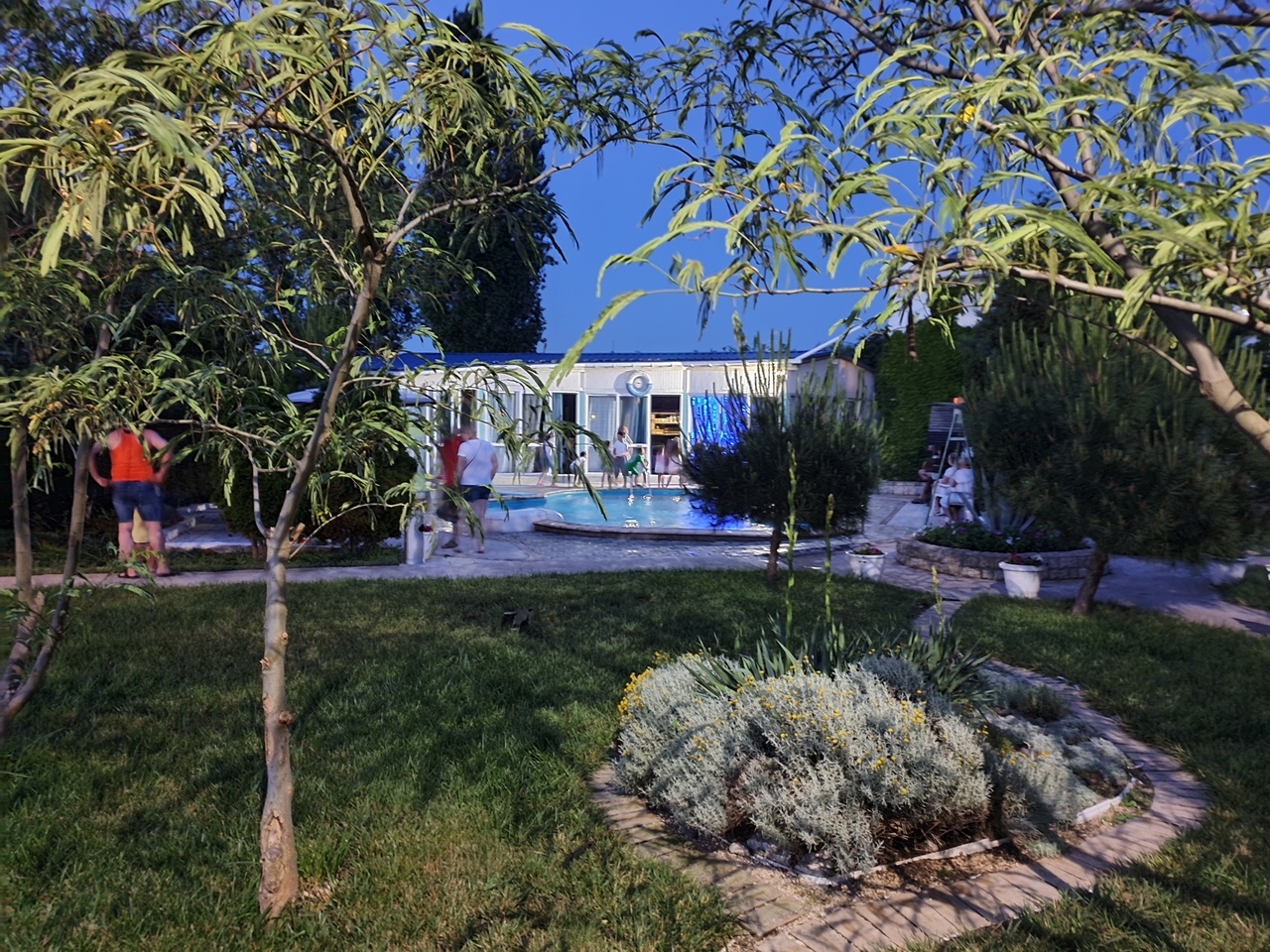 Фото Сантурина