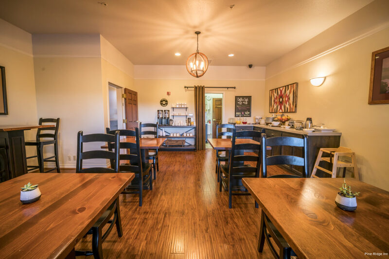 Фото Pine Ridge Inn