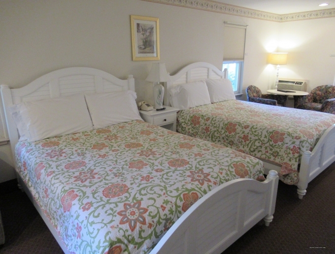 Фото Falmouth Heights Motor Lodge