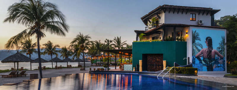 Фото отеля 2