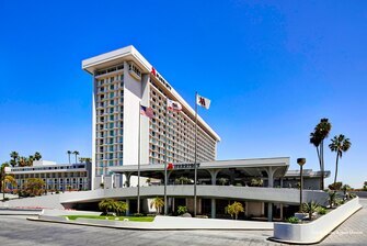 Фото Los Angeles Airport Marriott
