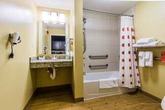 Фото TownePlace Suites Bowling Green