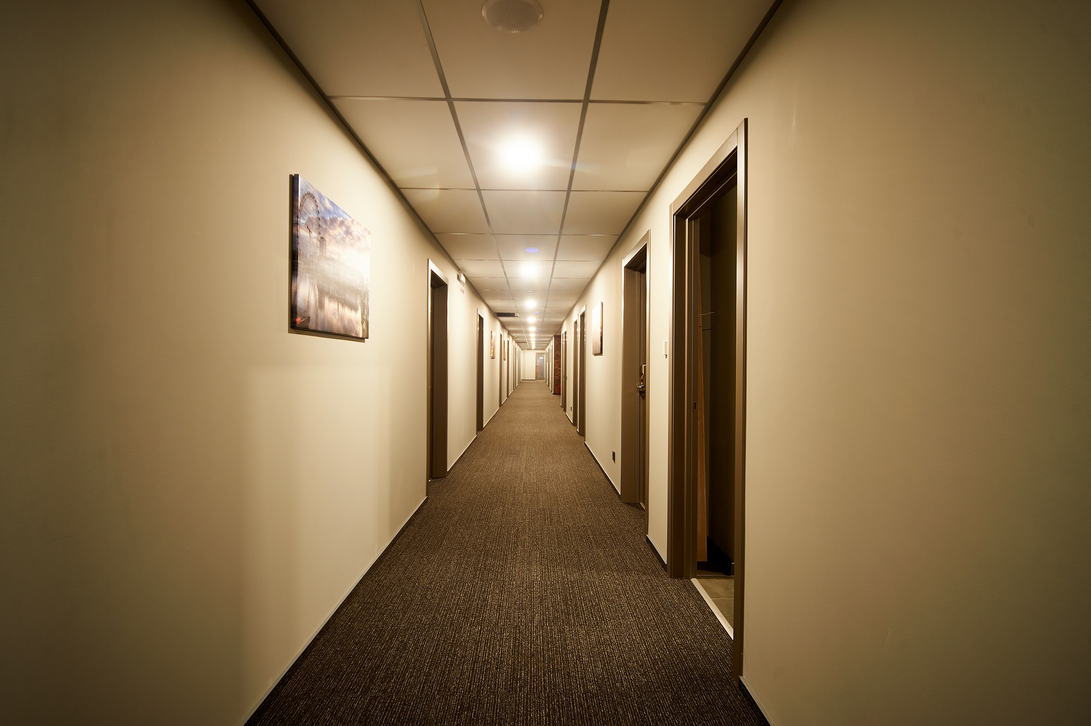 Фото Urban Hotel