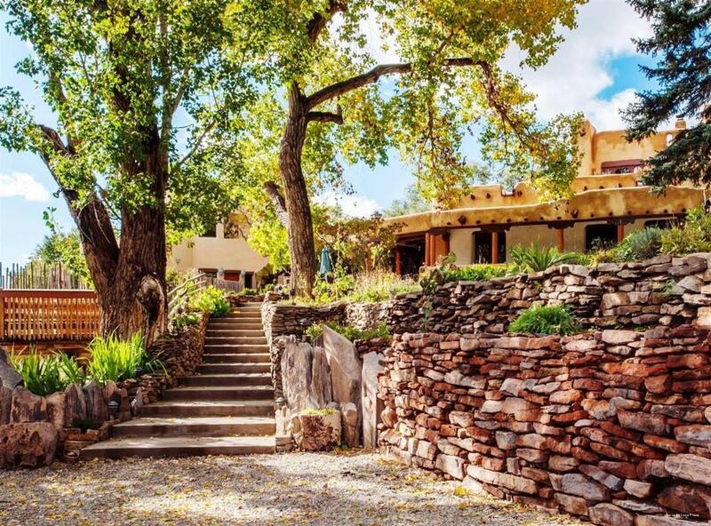 Фото Inn on La Loma Plaza