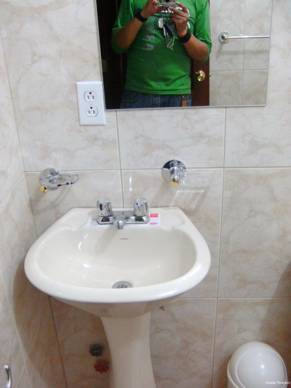 Фото Hostal Fevilamir