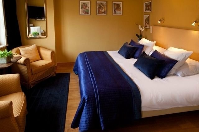 Гостиница Hotel Lugano в Кнокке-Хейсте