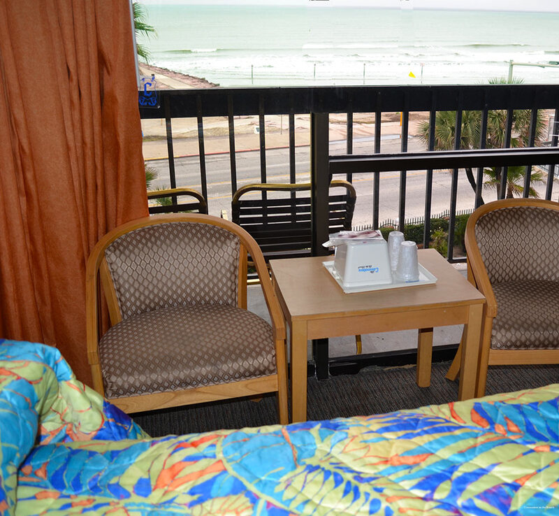 Фото Commodore on the Beach