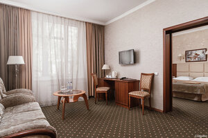Hotel Sofrino (Moscow Region, Pshkinskiy Urban District, derevnya Novovoronino, mikrorayon Sofrino-1) ، فندق