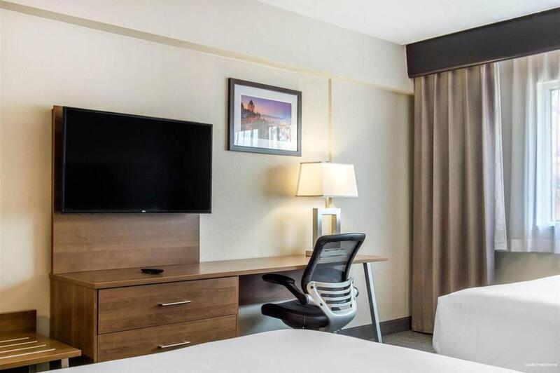 Фото Quality Hotel Dorval Aeroport
