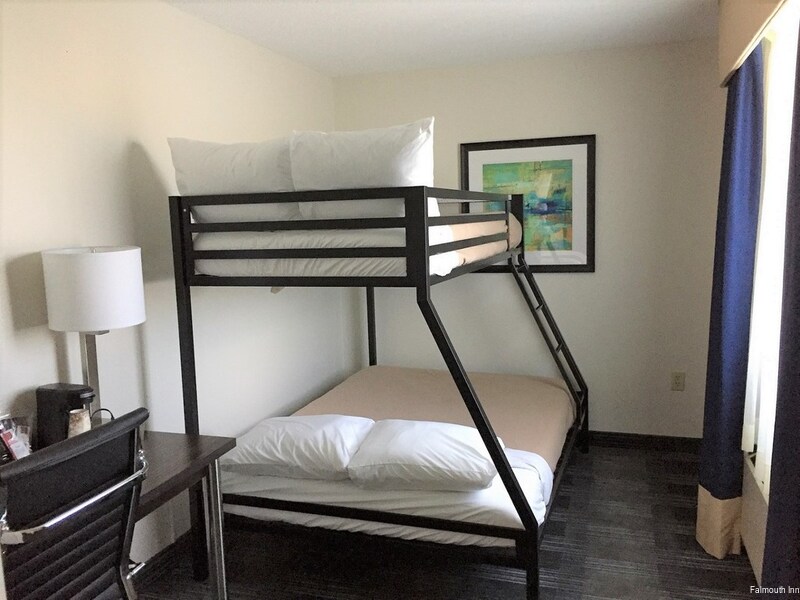 Фото Falmouth Inn