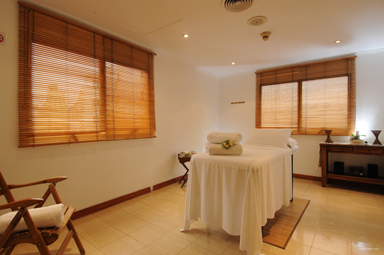 Фото Windsor Hotel And Tower