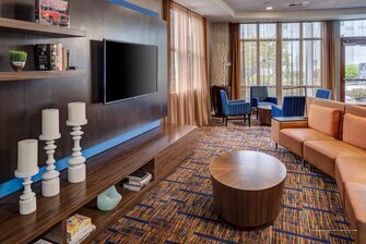 Фото Courtyard by Marriott Seattle Kirkland