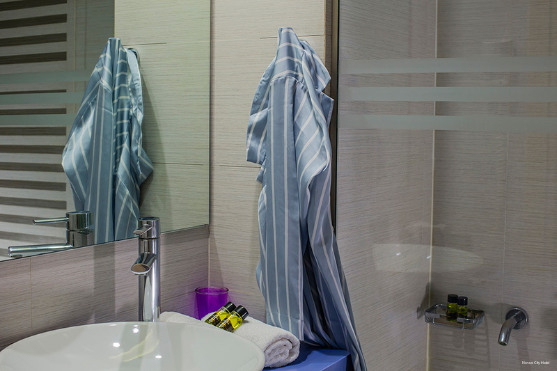 Фото Novus City Hotel