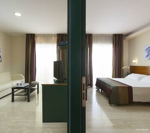 Гостиница Astoria Suite Hotel в Римини