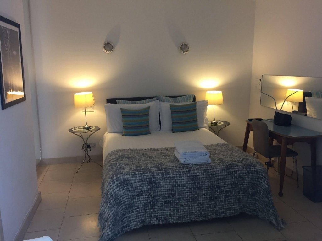 Фото The Luxury Inn