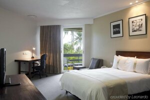 Гостиница Holiday Inn Resort Vanuatu