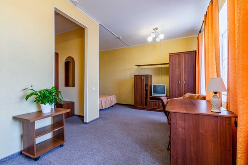 Гостиница Большой Урал в Екатеринбурге