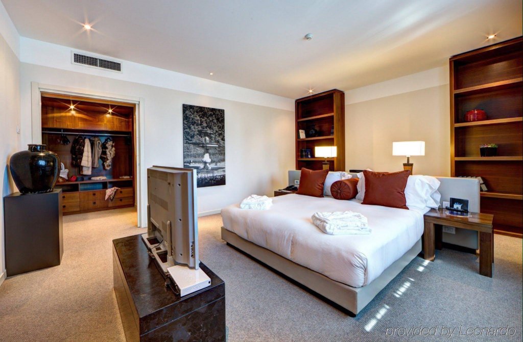 Фото Milan Suite Hotel