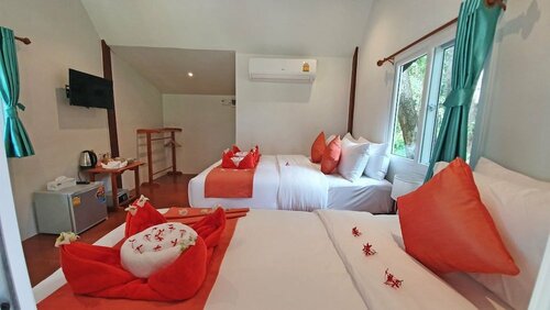 Гостиница Koh Jum Delight Beach