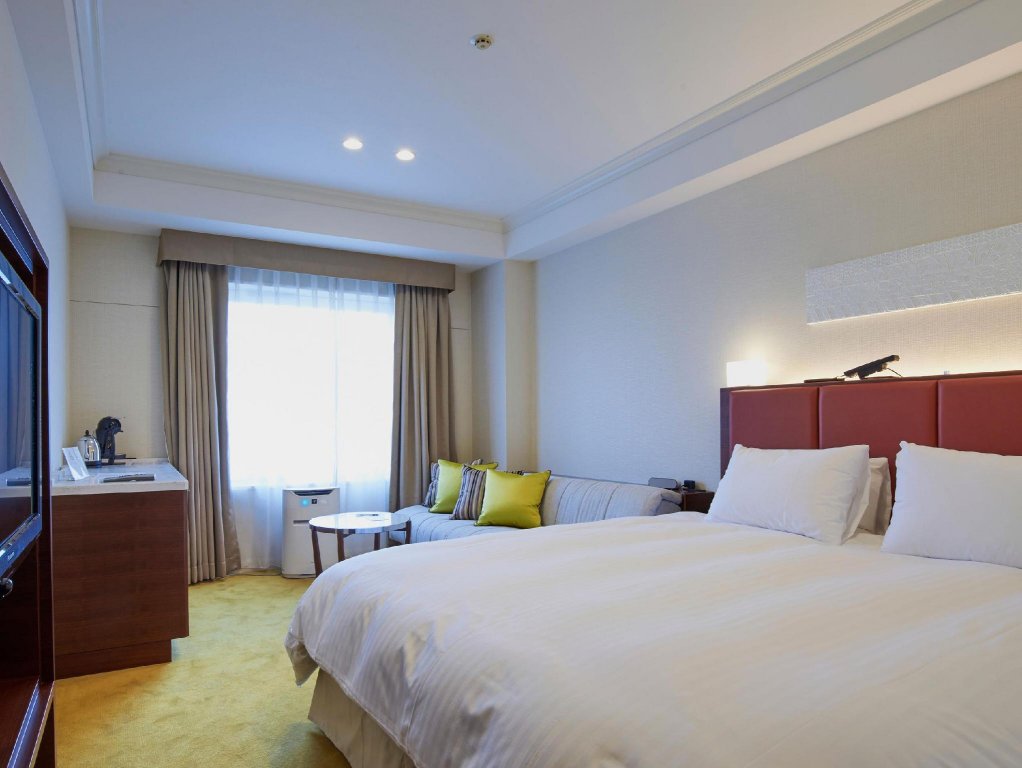 Фото Namba Oriental Hotel