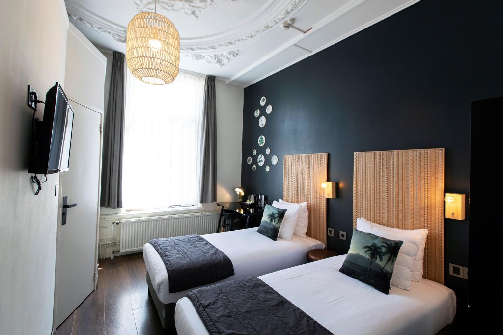 Фото Quentin Hotel Amsterdam