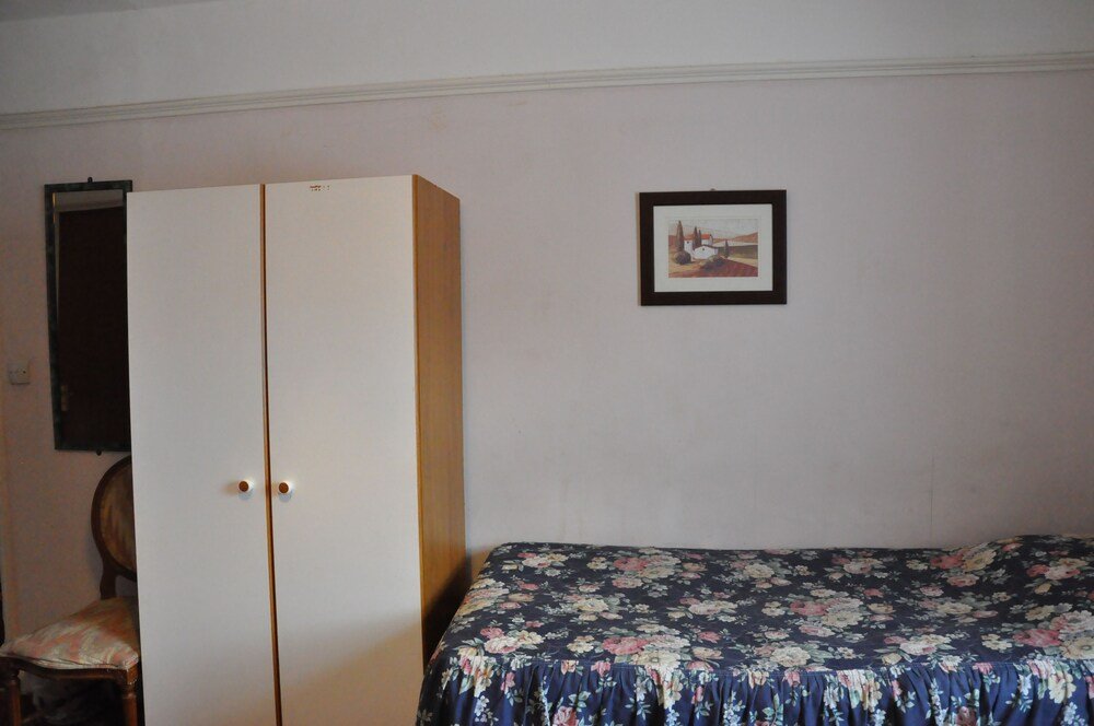 Фото Albro House